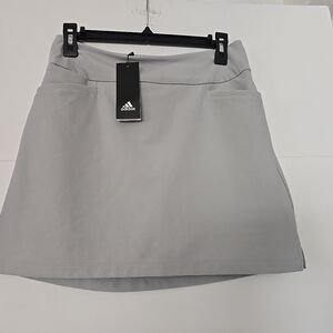NWT Adidas Golf Skort Women's Size Small Gray Star Plon Skirt DP5857 Activewear
